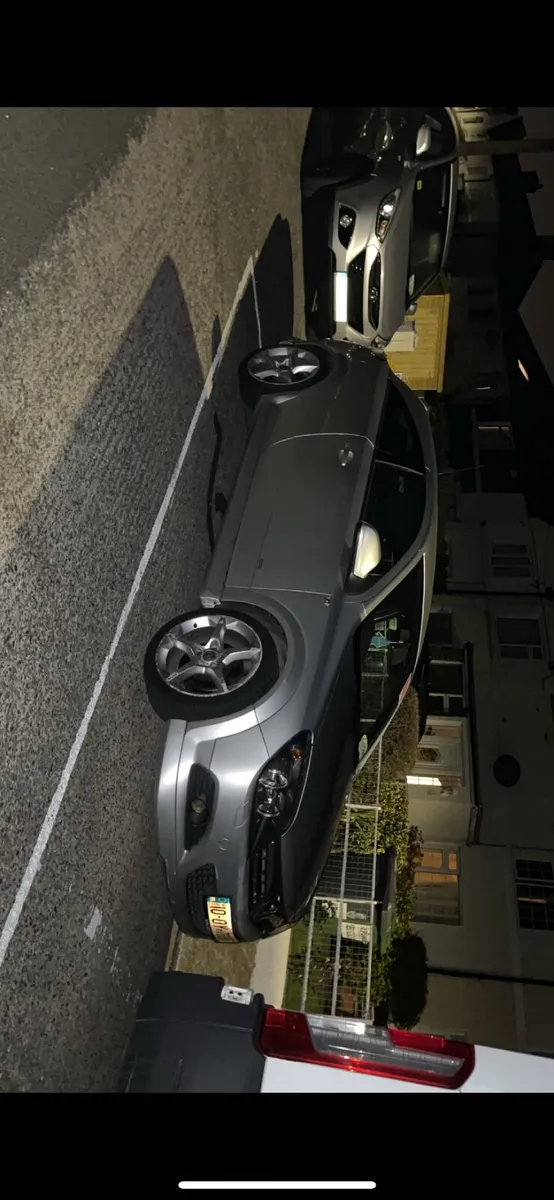 Vauxhall Astra 2010 - Image 3