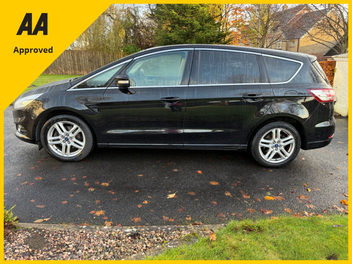 Ford S-Max TITANIUM TDCI - Image 4