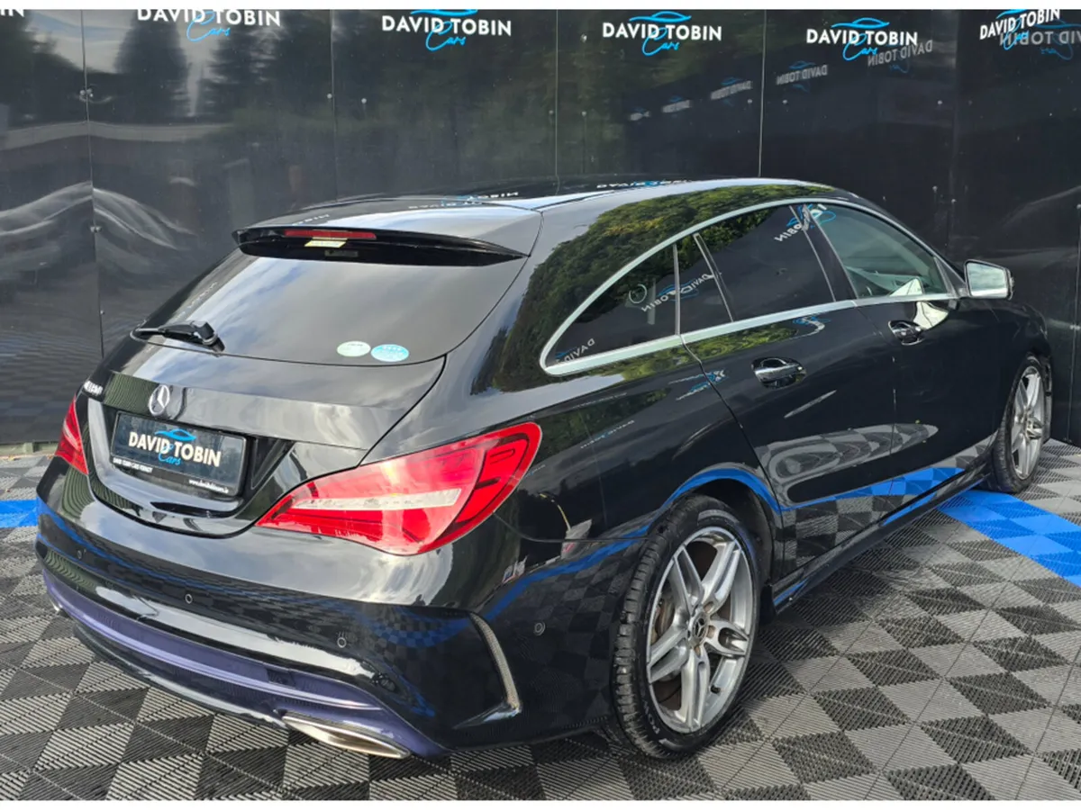 Mercedes-Benz CLA SHOOTING BRAKE AMG LINE AUTO - Image 3