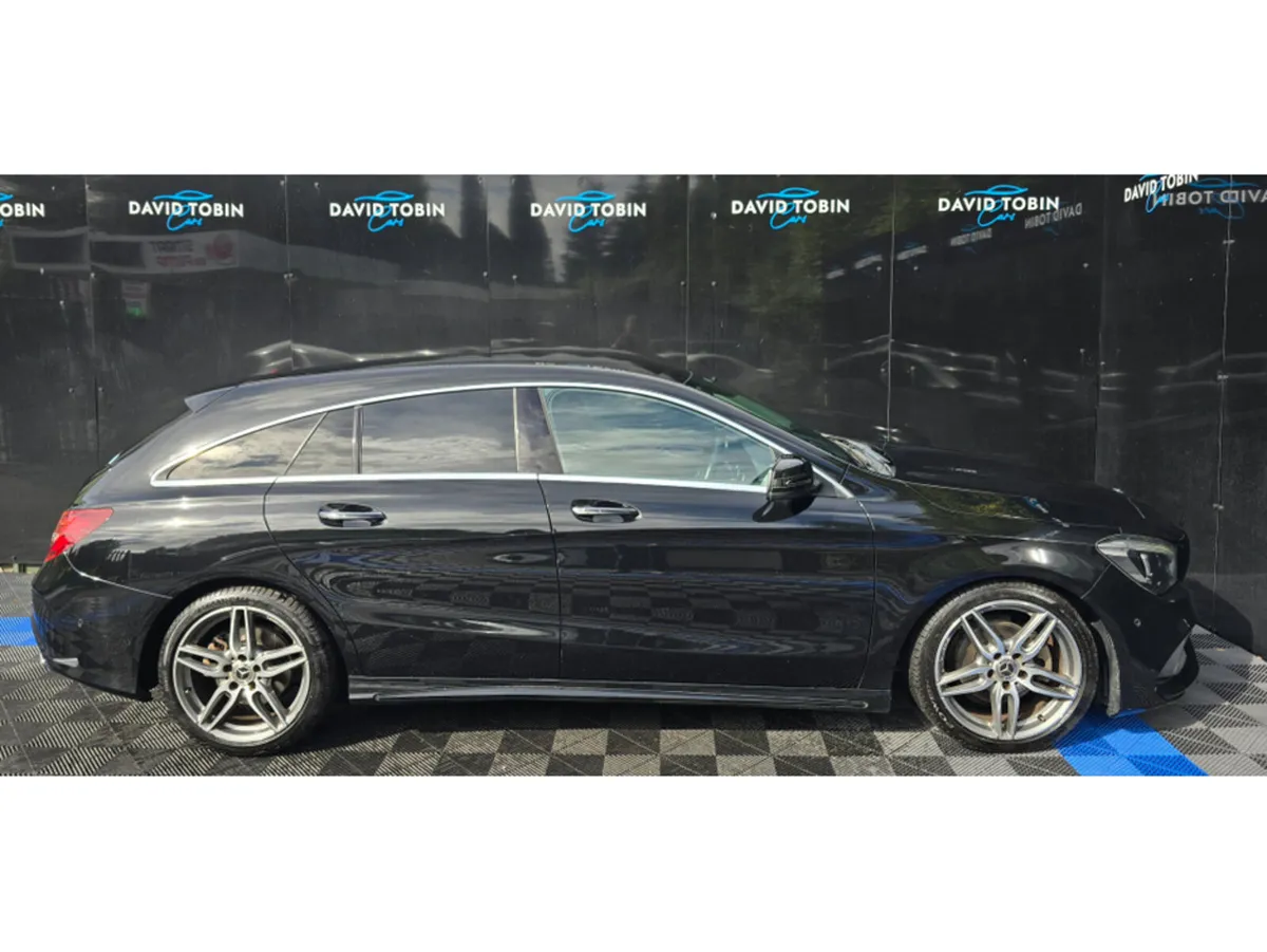 Mercedes-Benz CLA SHOOTING BRAKE AMG LINE AUTO - Image 3