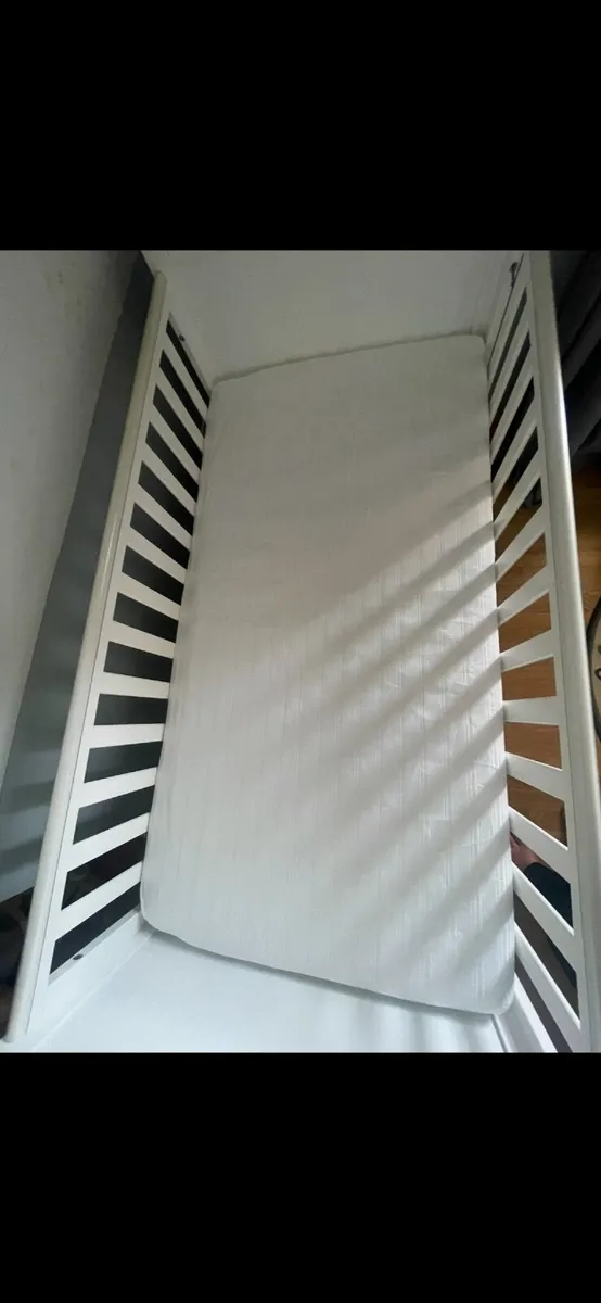 Toddler cot bed - Image 3