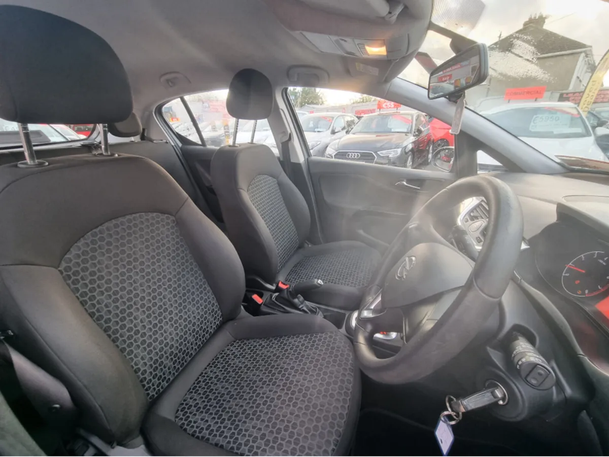 Opel Corsa CORSA-E 1.4 5DR AUTO (NCT 05/26) - Image 4