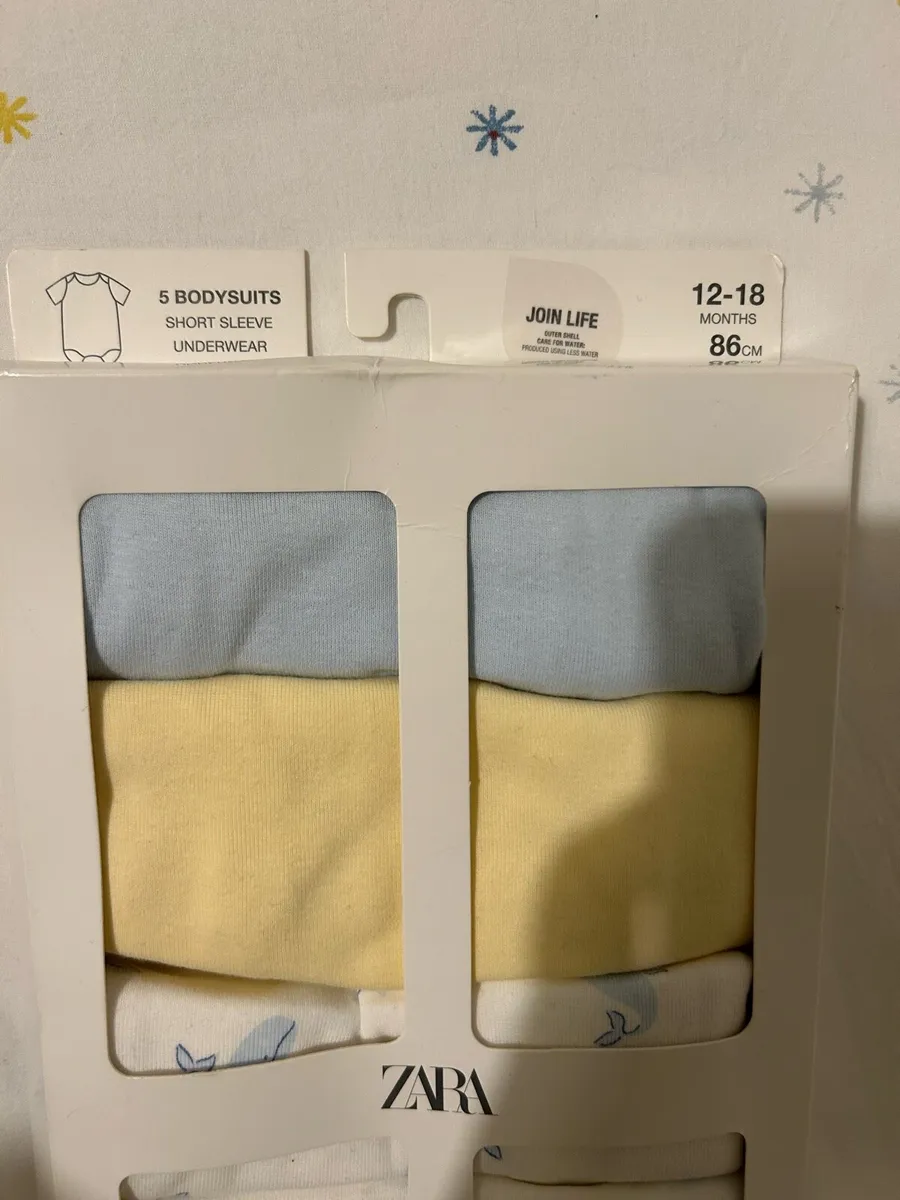 Zara baby short sleeve bodysuits NEW - Image 2