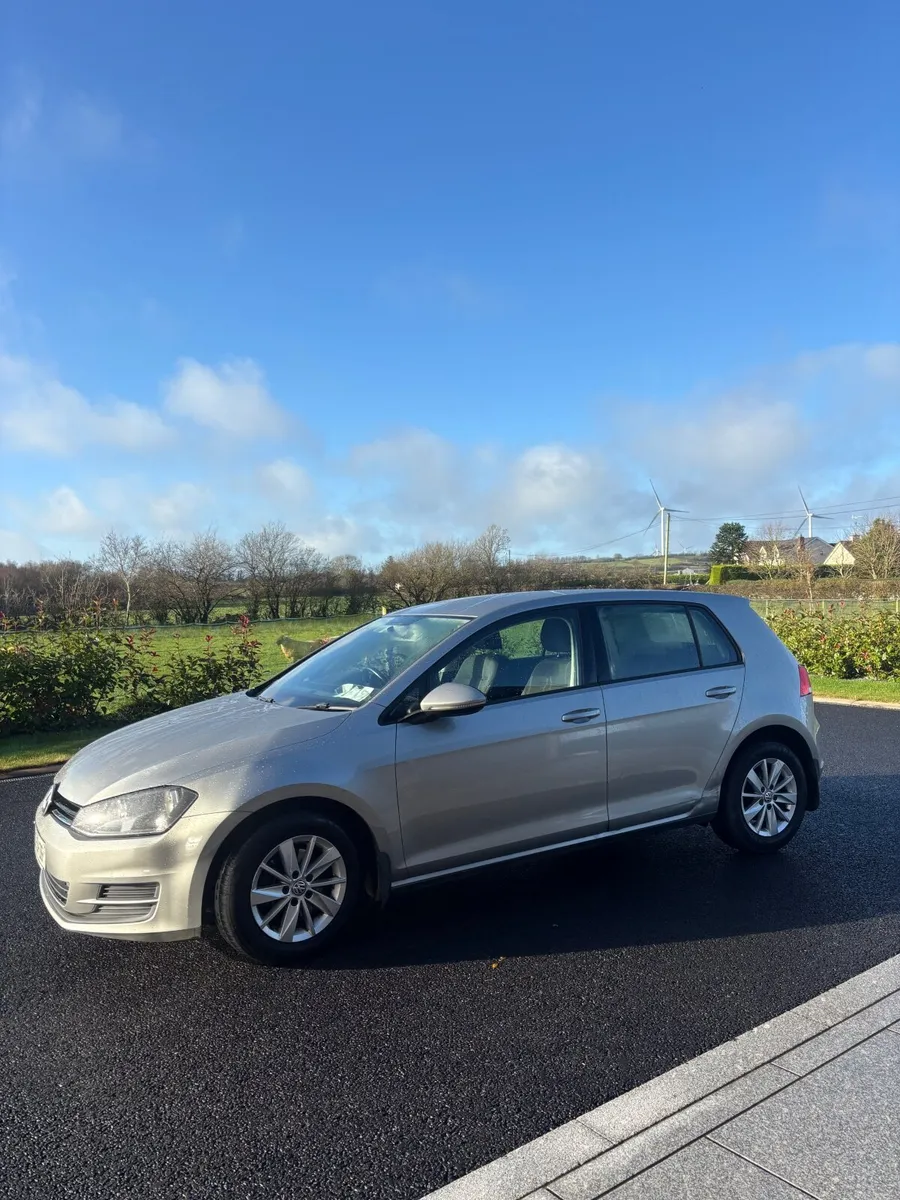 Volkswagen Golf 2013 - Image 1