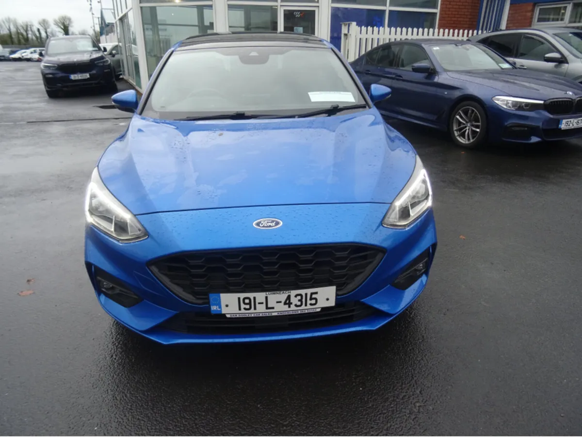 Ford Focus ST-LINE X  1.5 TD* PAN SUNROOF* - Image 4