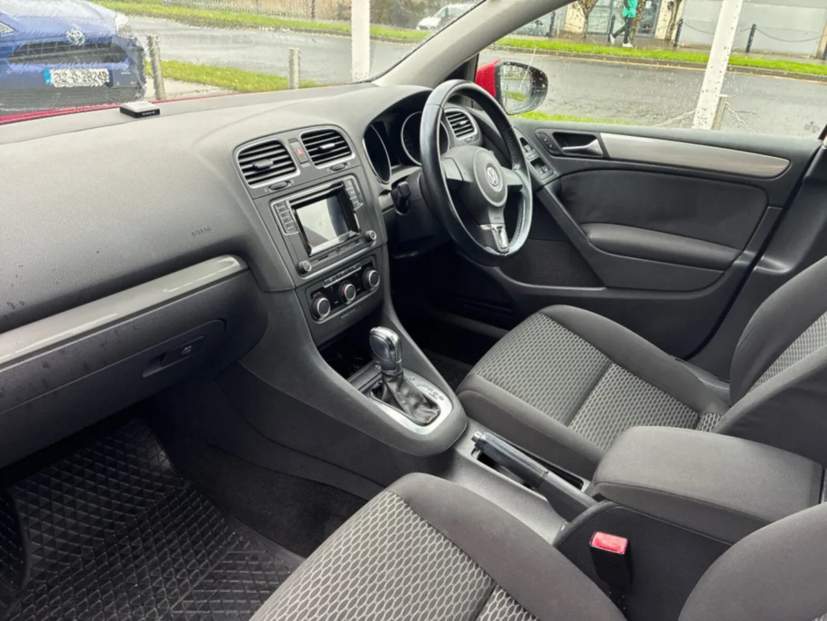 Volkswagen Golf 1.2L Petrol Automatic TSI - Image 3