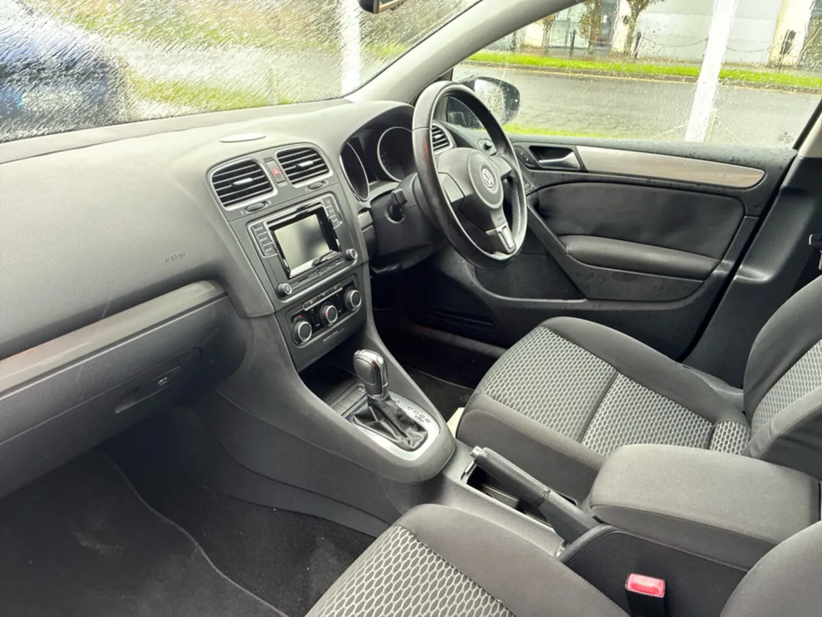 Volkswagen Golf 1.2L Petrol Automatic TSI - Image 3