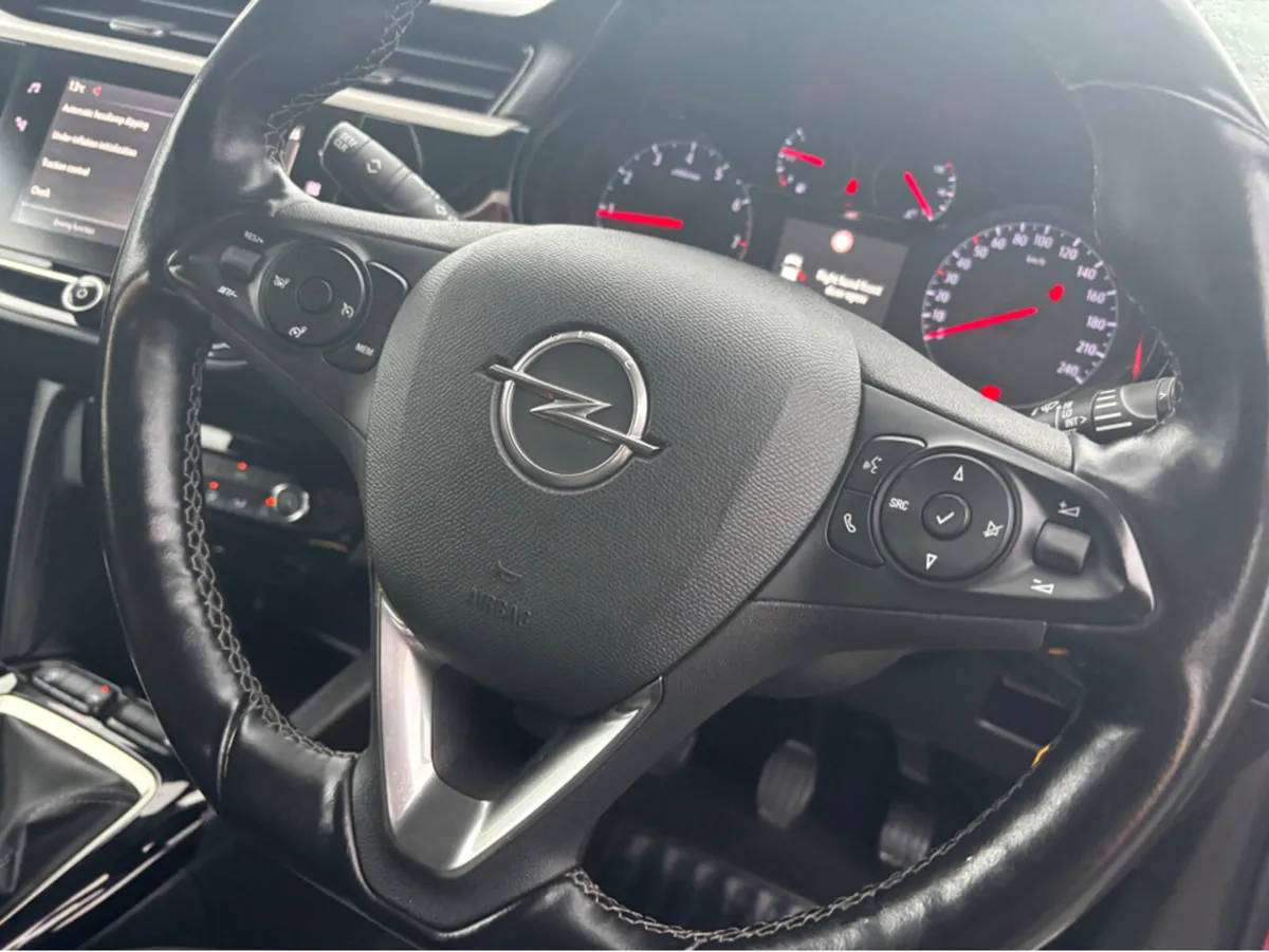 Opel Corsa SC-1.2 75PS-PET-5SP-MY22 4DR - Image 4