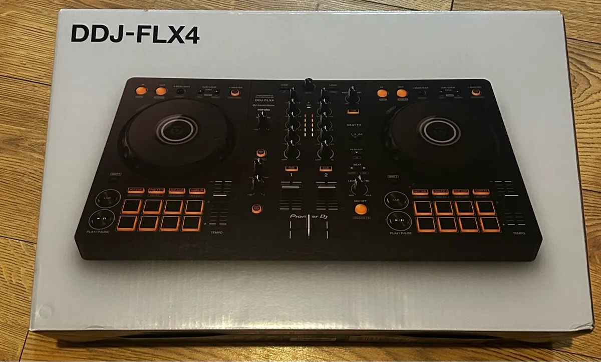 Pioneer DDJ-FLX4 DJ Controller - Image 2