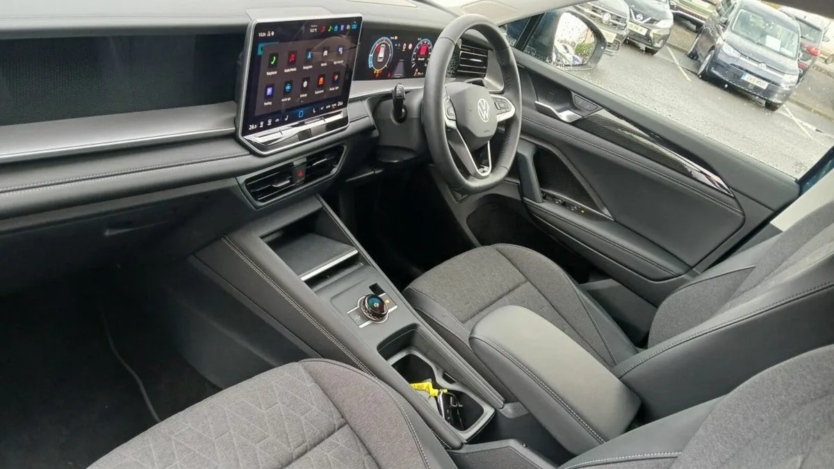 Volkswagen Tayron Edition 75 2.0 TDI 150HP DSG **P - Image 3