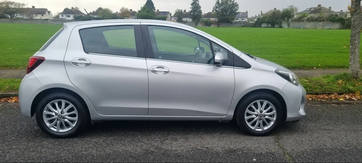 Toyota Yaris 2015 - Image 1