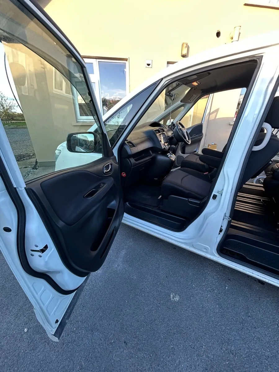 Nissan Serena 2013 - Image 3