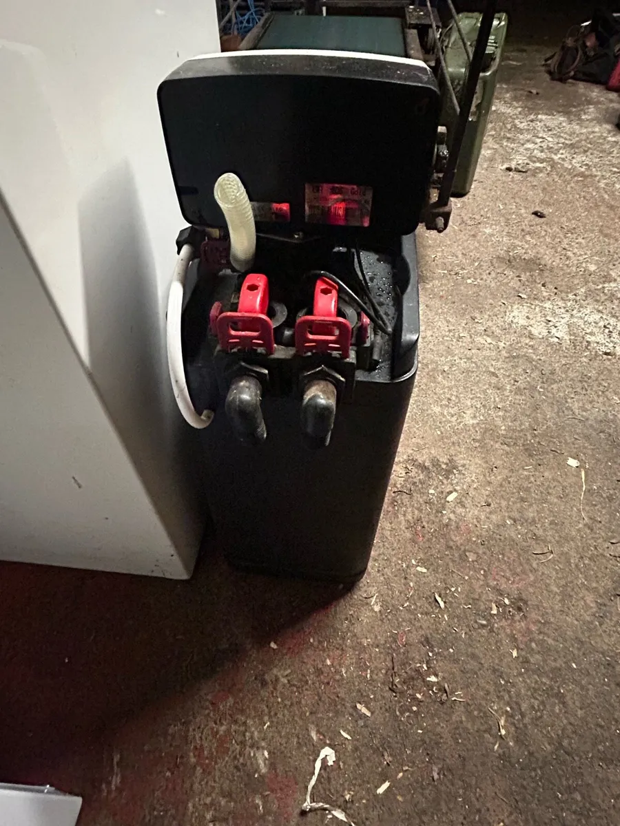 Water Softener - Image 3