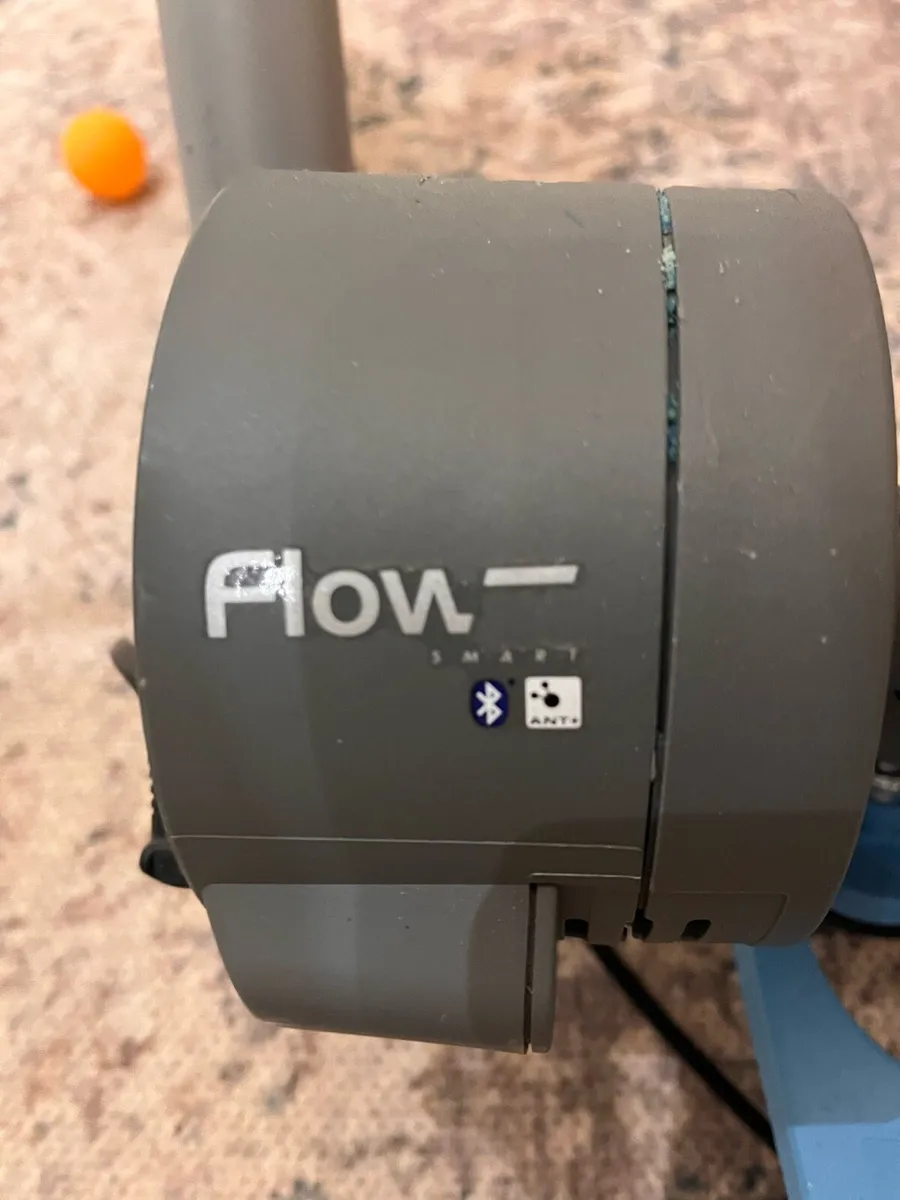 Tacx flow smart turbo trainer - Image 2