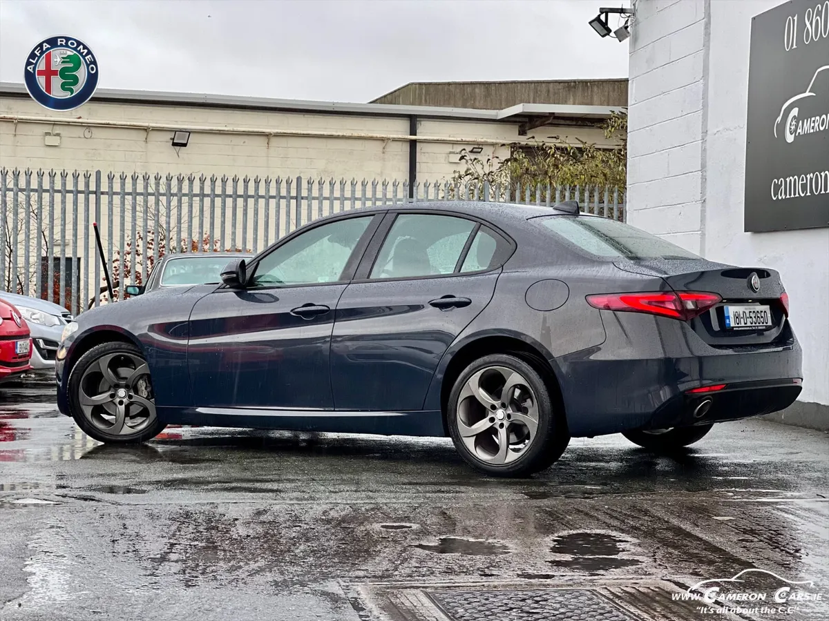 ALFA ROMEO GIULIA La Meccanica delle Emozioni. - Image 2