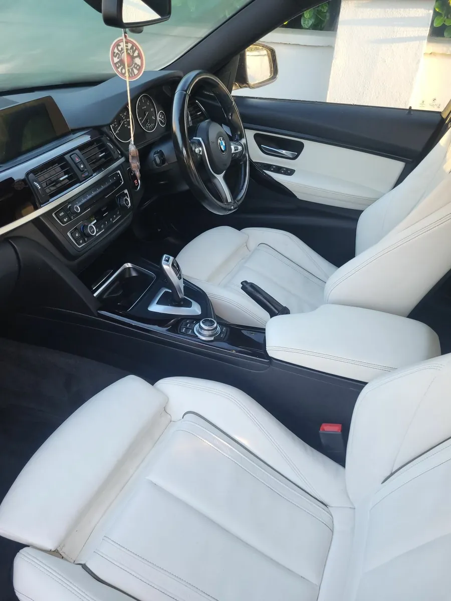BMW 3-Series 2015 - Image 4