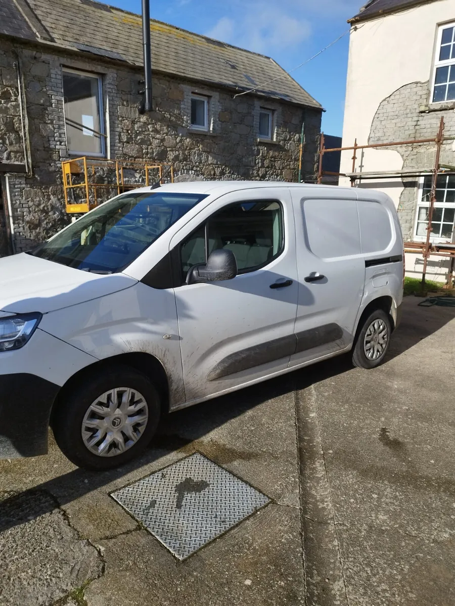 For breaking  2021 citroen berlingo - Image 2