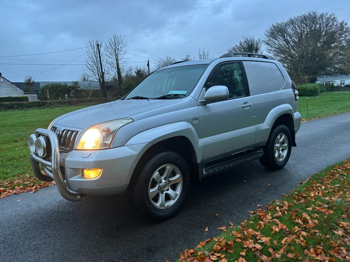 Toyota landcruiser - Image 2