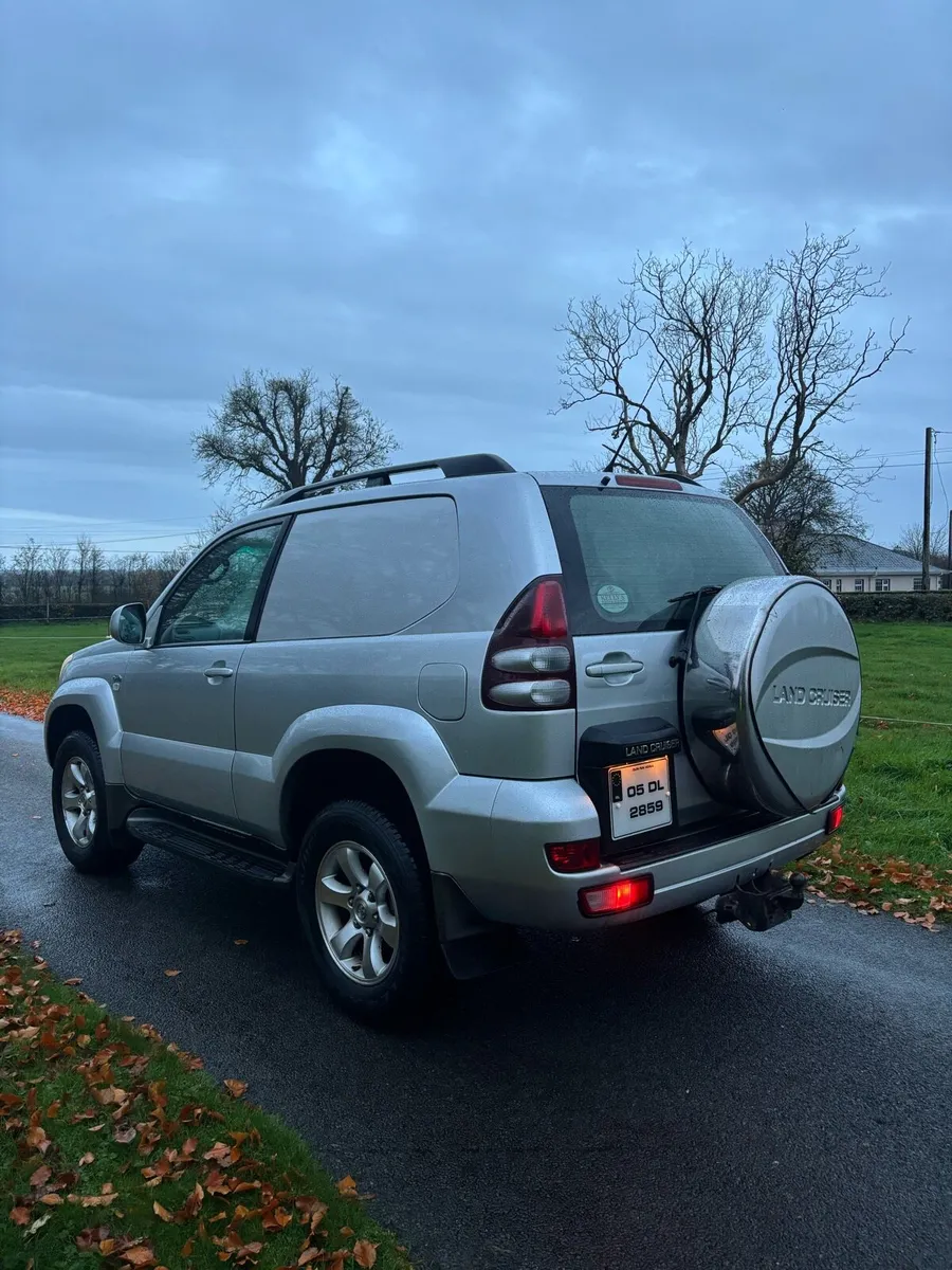 Toyota landcruiser - Image 3