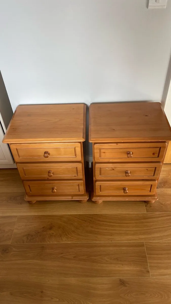 2 Bedside Lockers - Image 1