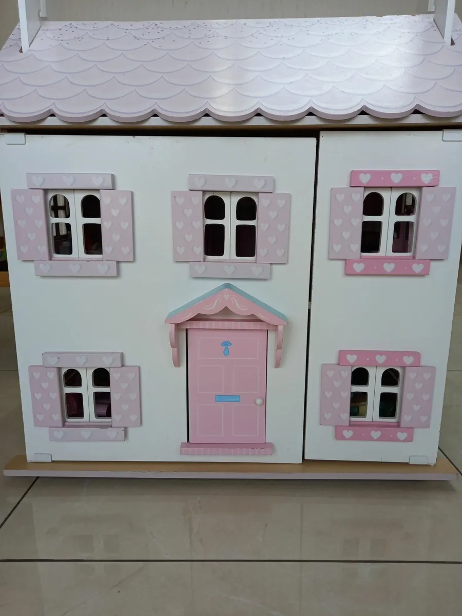 Wooden Dollls House - Image 2