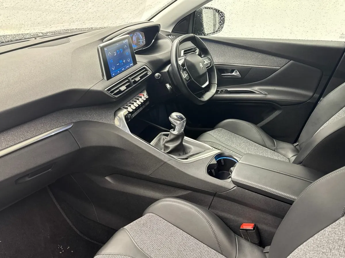 Peugeot 3008 1.5HDI ALLURE *FREE HAMPER* €85 P/W - Image 4