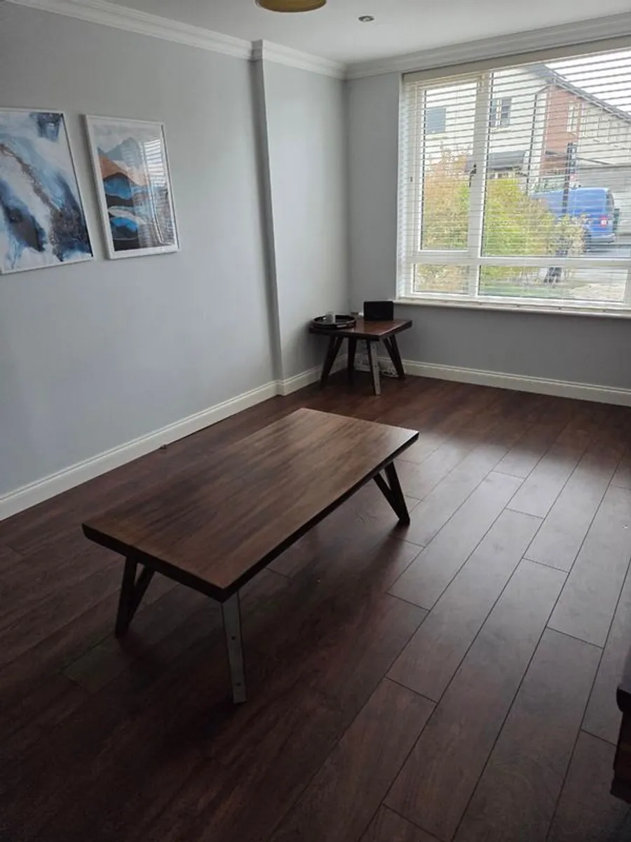 Tv stand and coffee table - Image 3