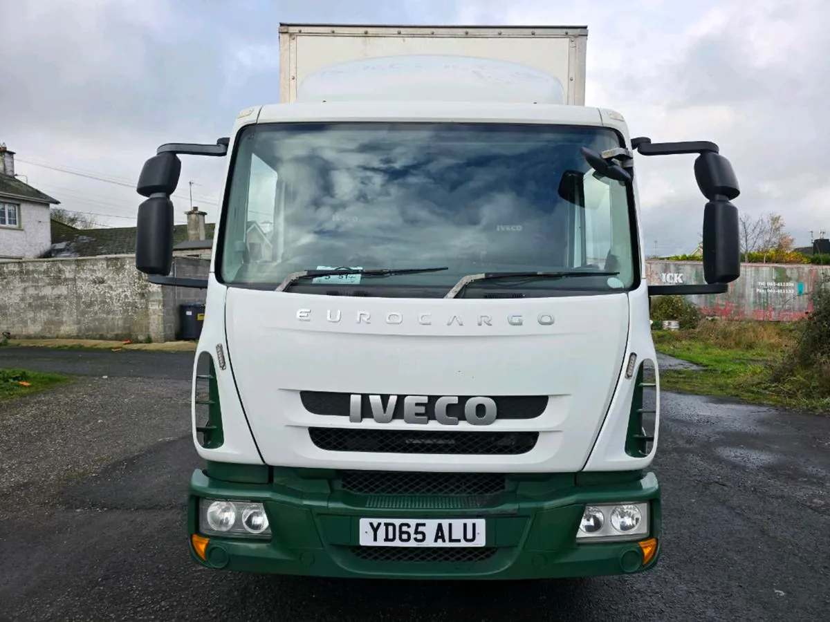 2015/152 EUROCARGO 75E16 EURO 6 AUTO SLEEPER CAB - Image 2