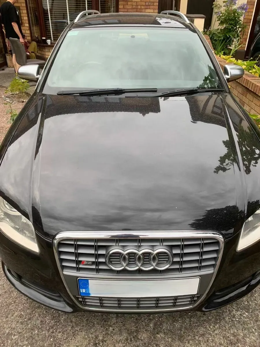 Audi S4 2005 - Image 2