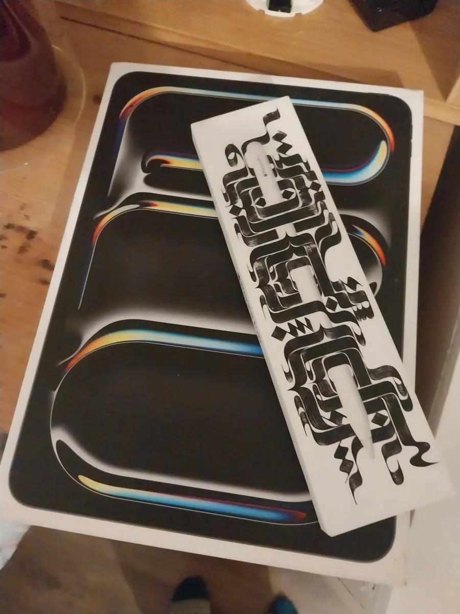 Apple ipad pro 11in M4 + apple pencil pro - Image 1