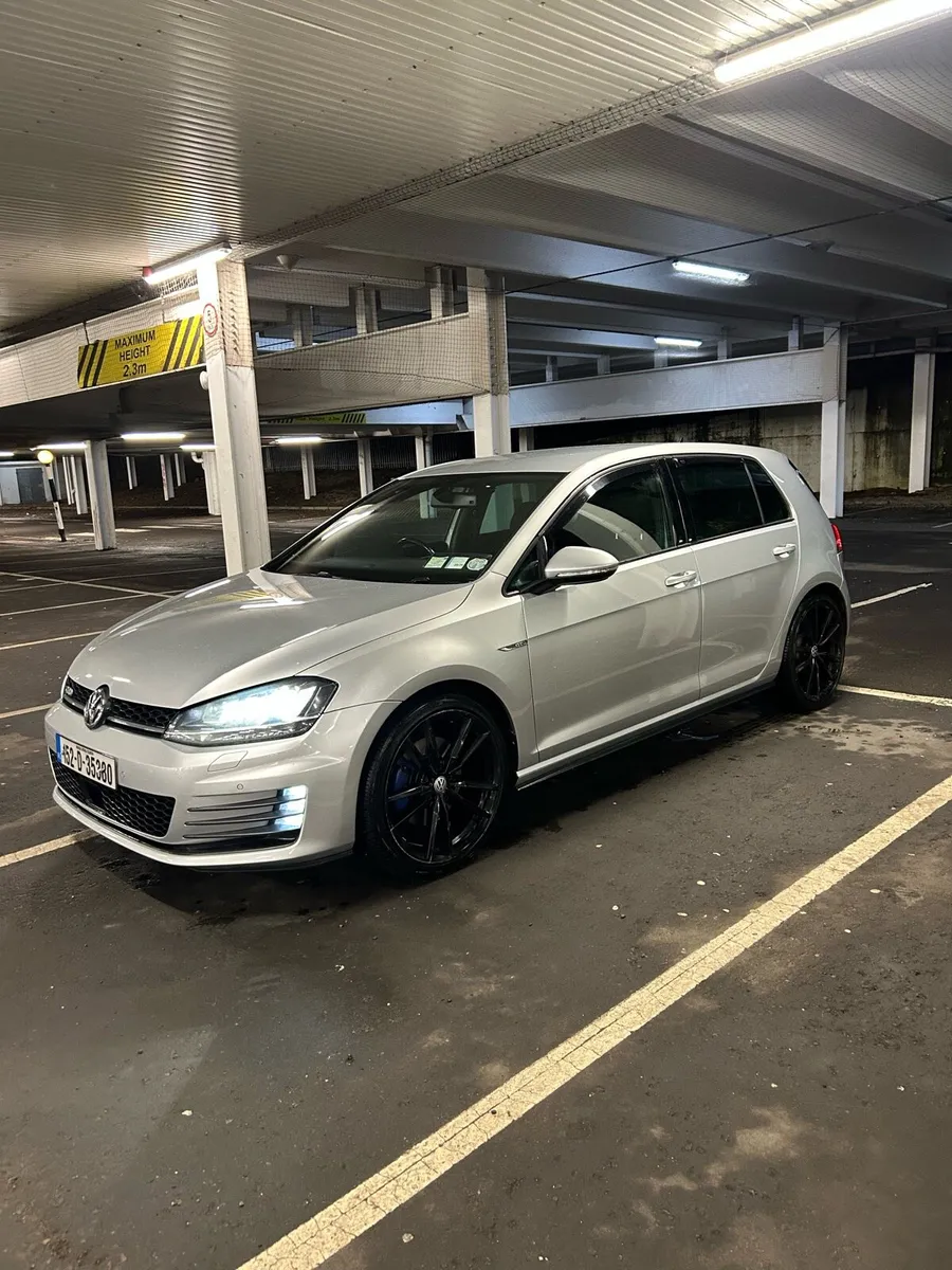 Volkswagen Golf Gtd - Image 1