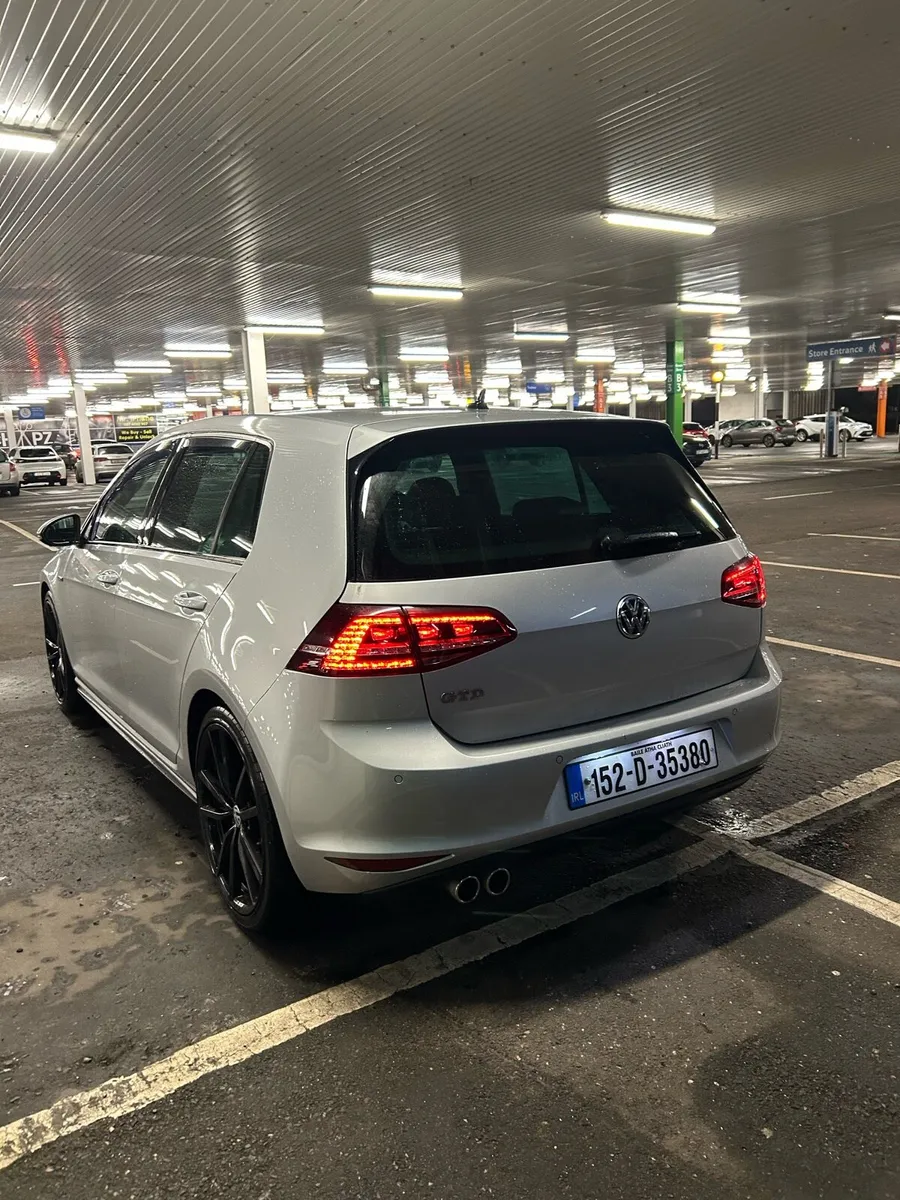 Volkswagen Golf Gtd - Image 2
