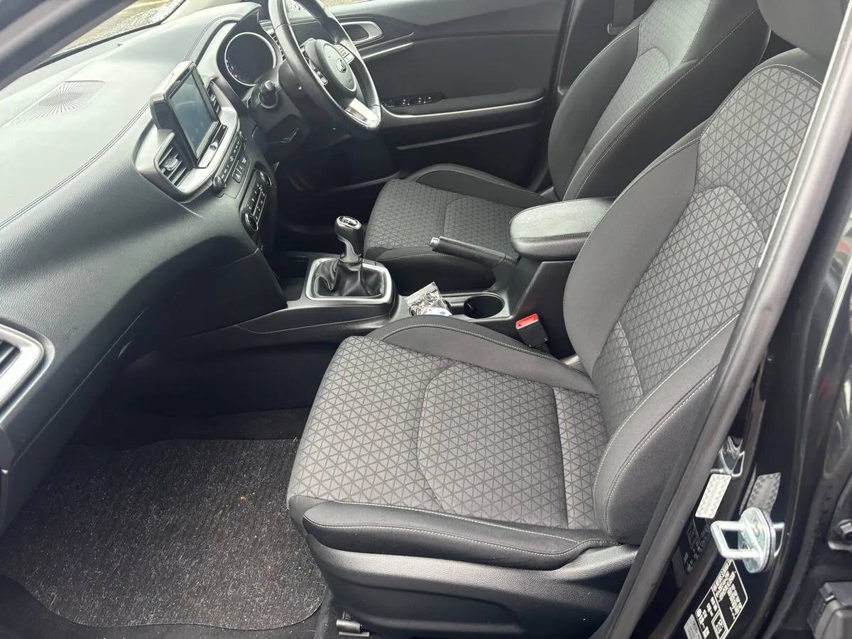 Kia ceed - Image 4