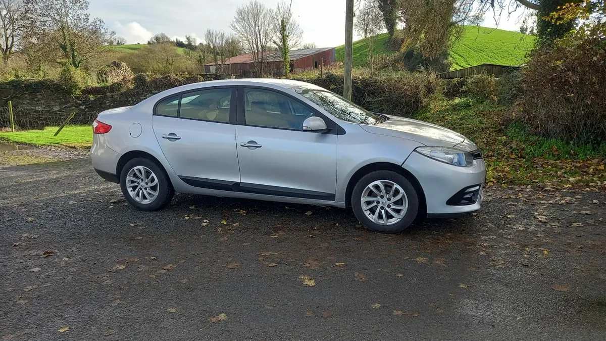 Renault Fluence 1.5DCI 110bhp Diesel - Image 3