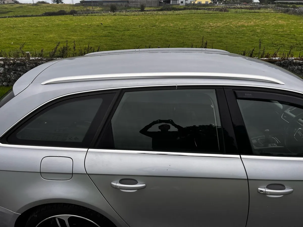 Audi A4 B8 2009 - Image 2