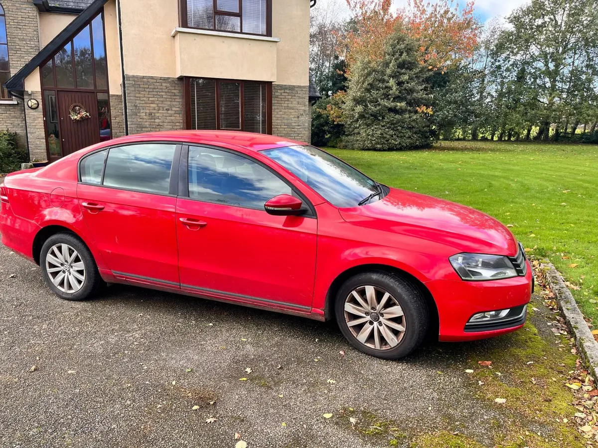 Volkswagen Passat 2012  1.6 TDI S Bluemotion TE - Image 1