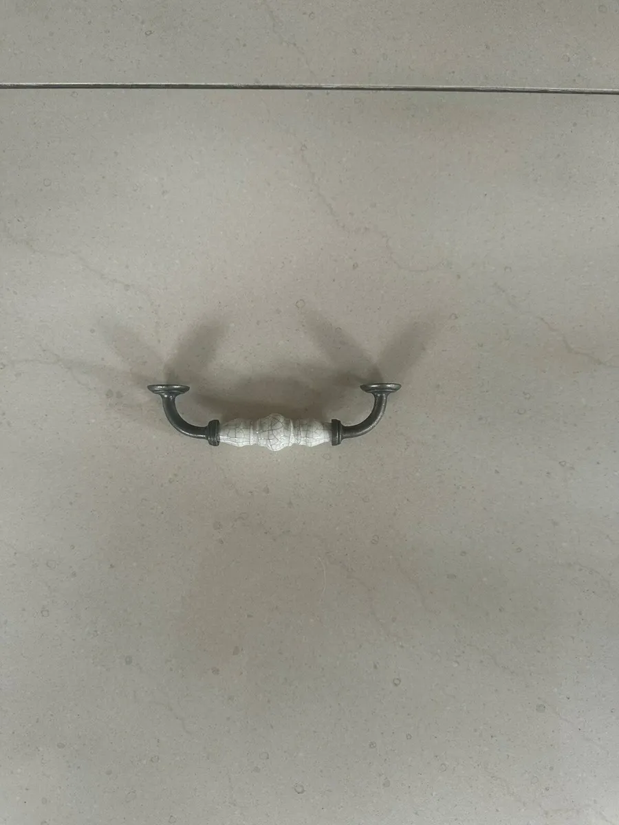 Kitchen Handles - Image 1