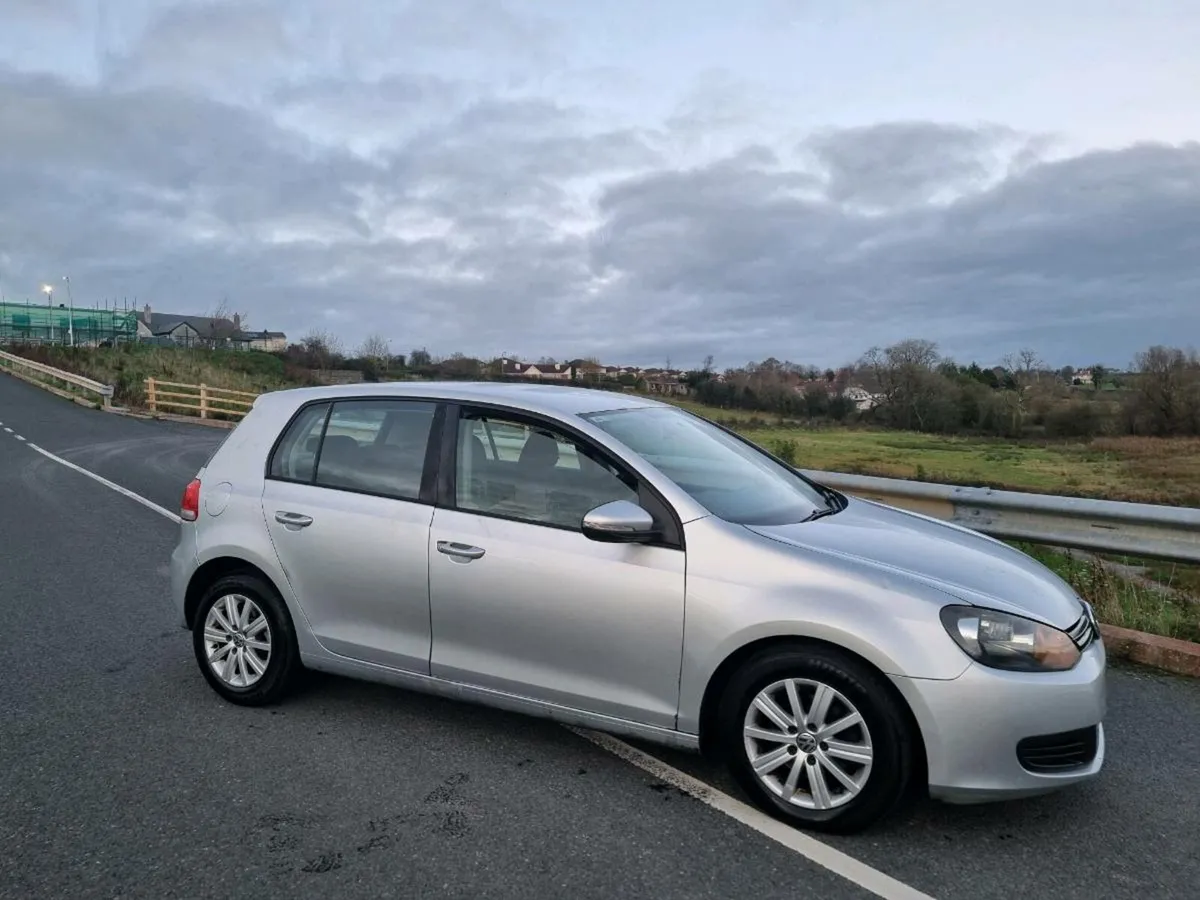 2011 VW Golf 1.6TDI - Image 2