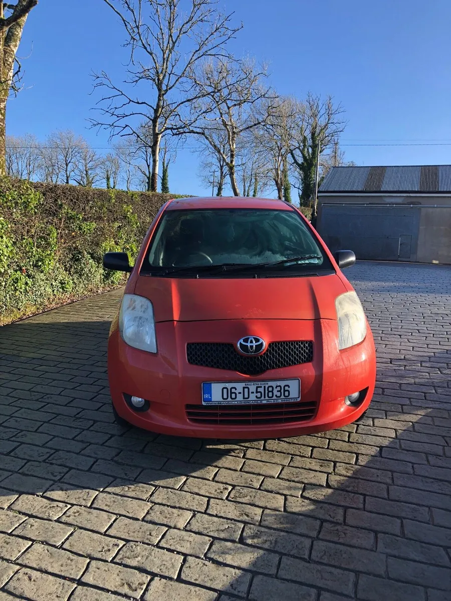 Toyota Yaris - Image 2