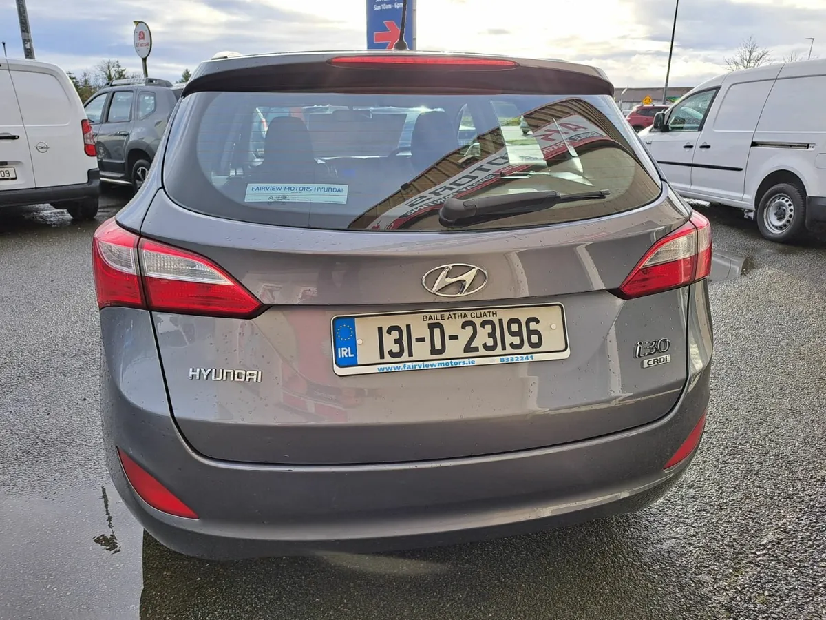 Hyundai i30 1.4 Diesel Estate Clean Low Km Nct+Tax - Image 4