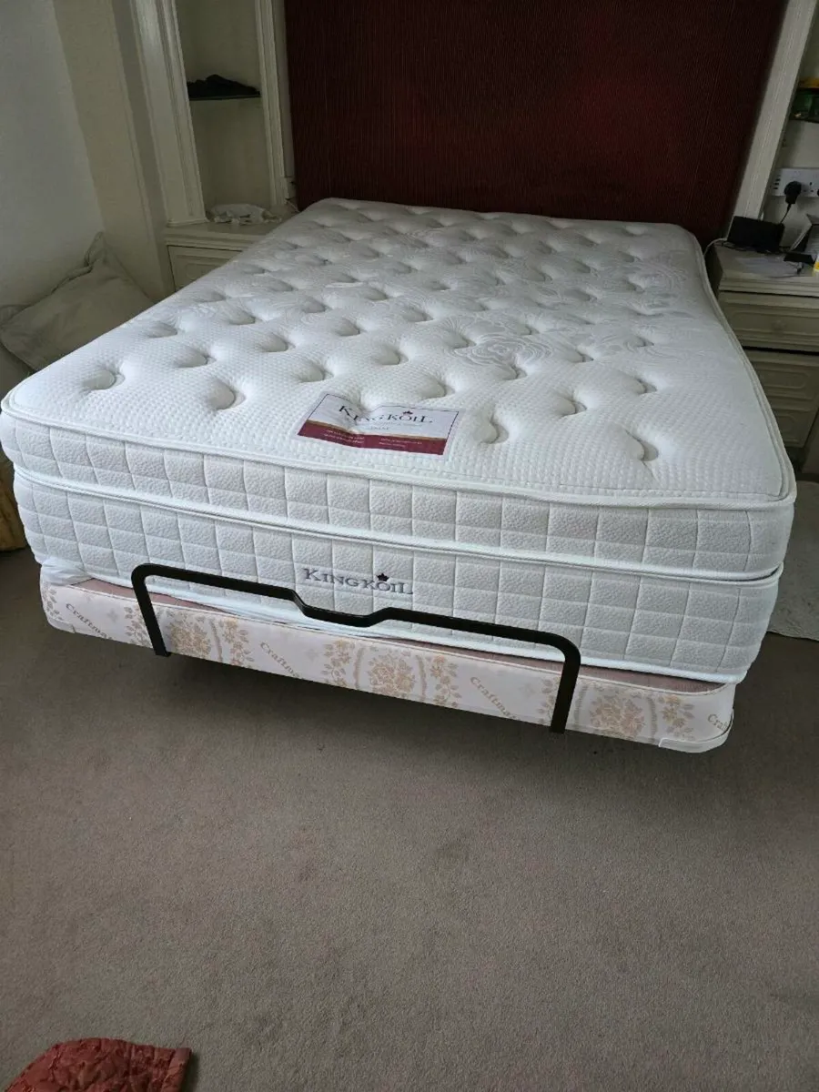 Bed and mattress and topper - Image 1