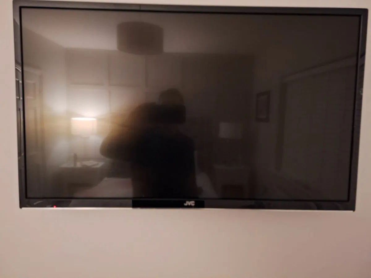 32"  Smart LED HD Ready TV