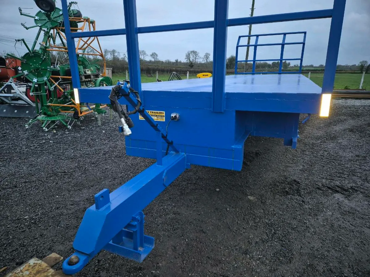 28ft bale trailer - Image 3