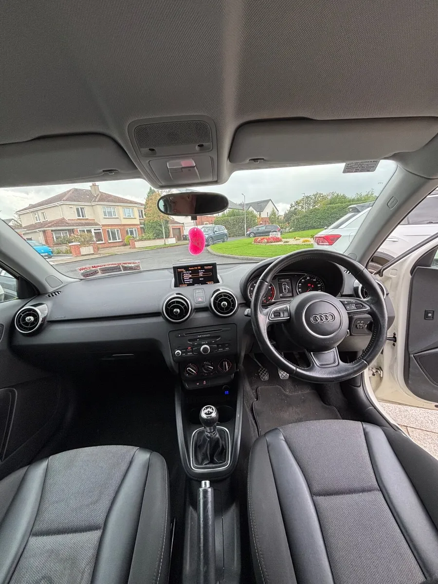 Audi A1 2014 - Image 2