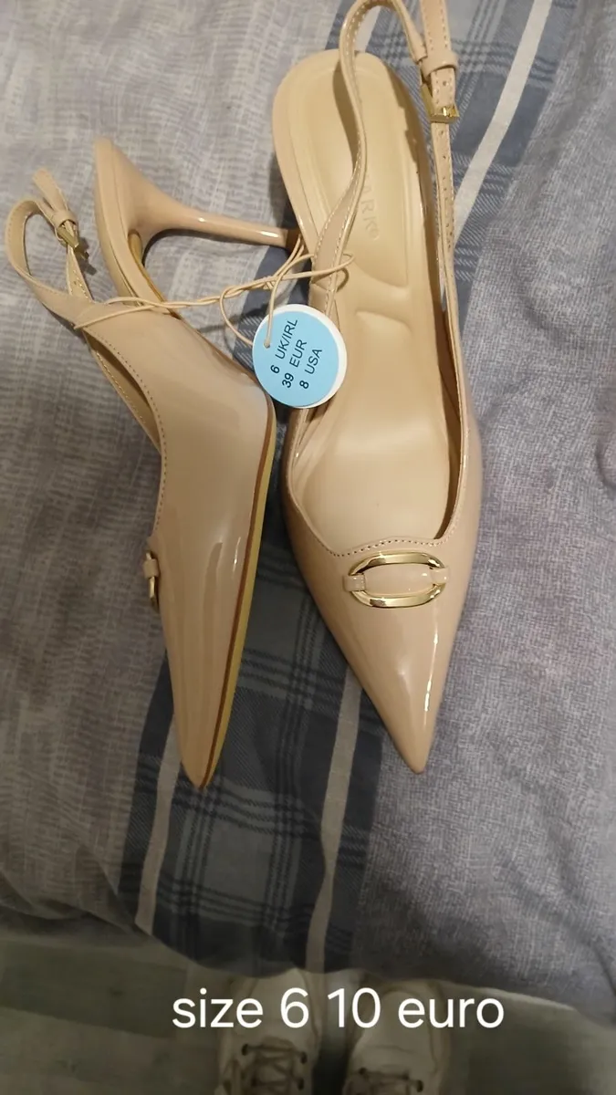 Various items - Image 3