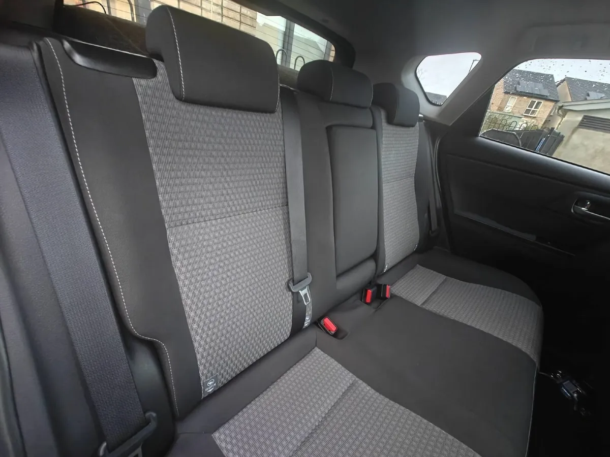 Toyota Auris 2018 - Image 4