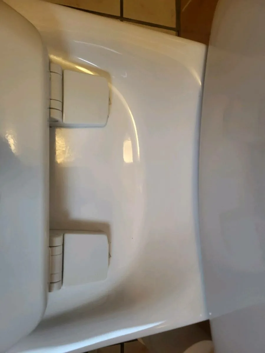 Toilet seats - Image 4