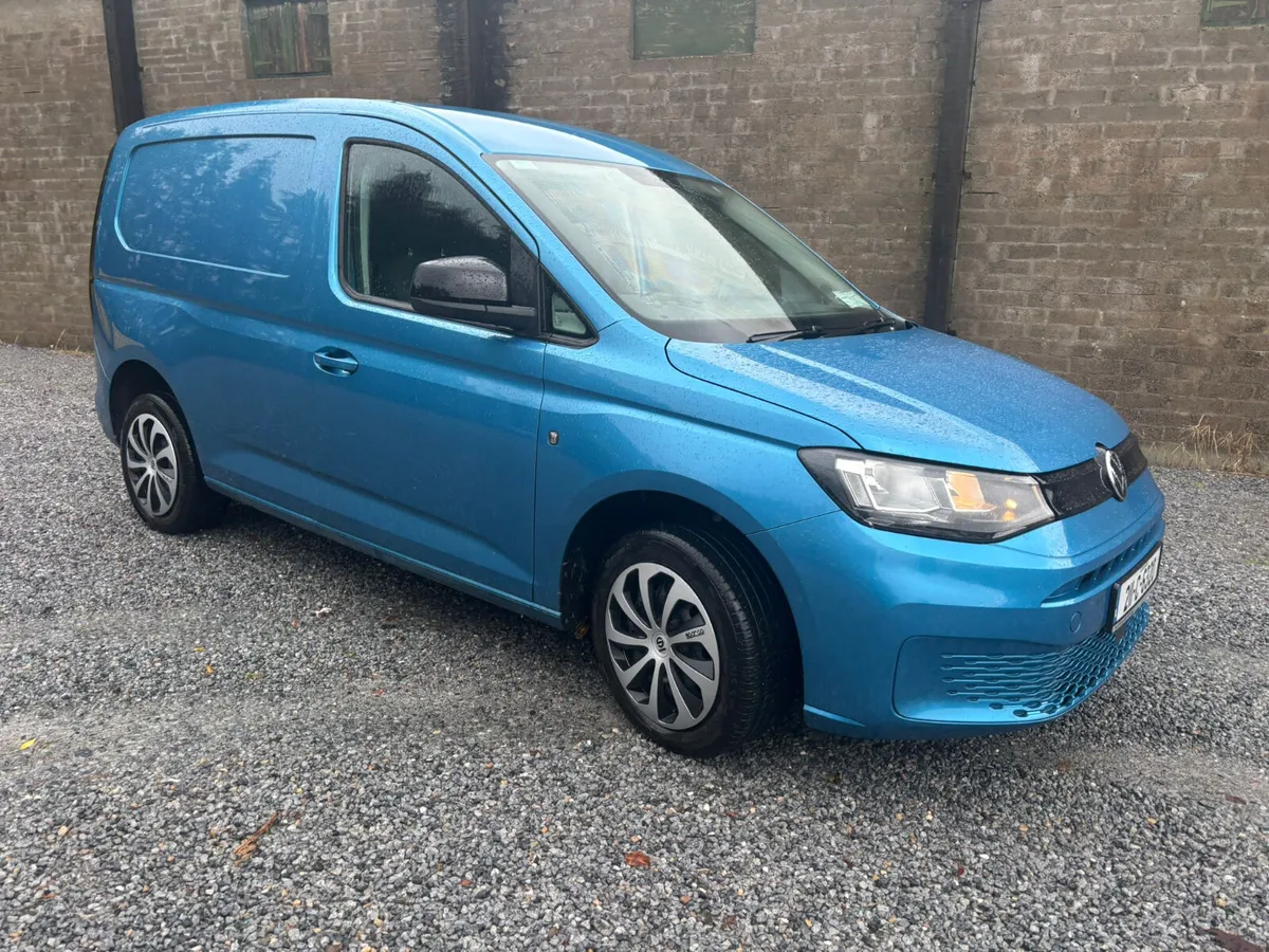 2021 Volkswagen Caddy Diesel - Image 2