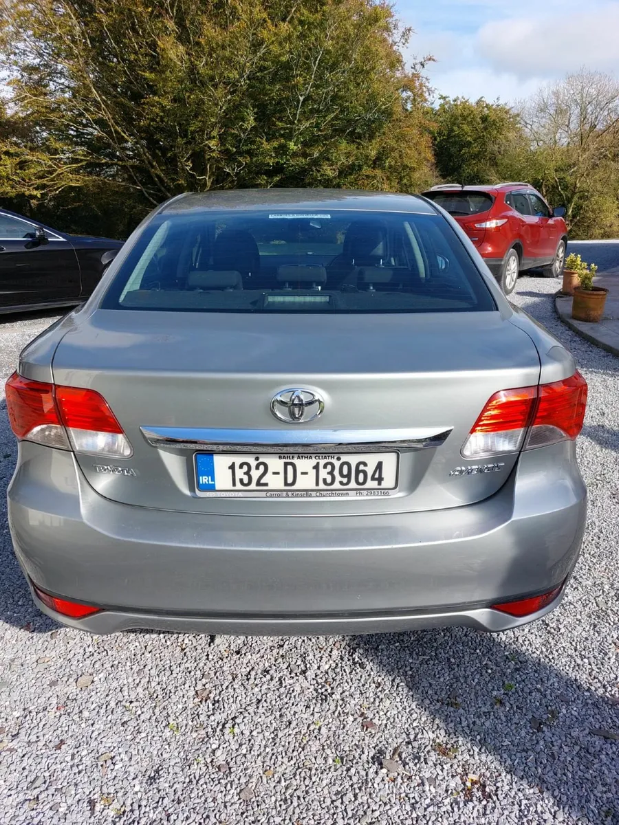 2013 Toyota Avensis 2.0D Overmount - Image 3