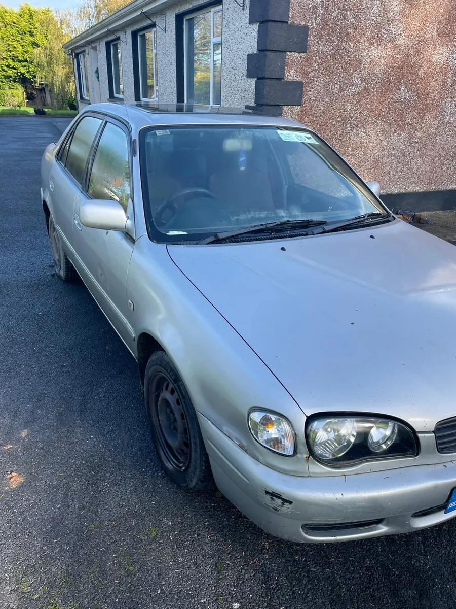 Toyota Corolla - Image 2